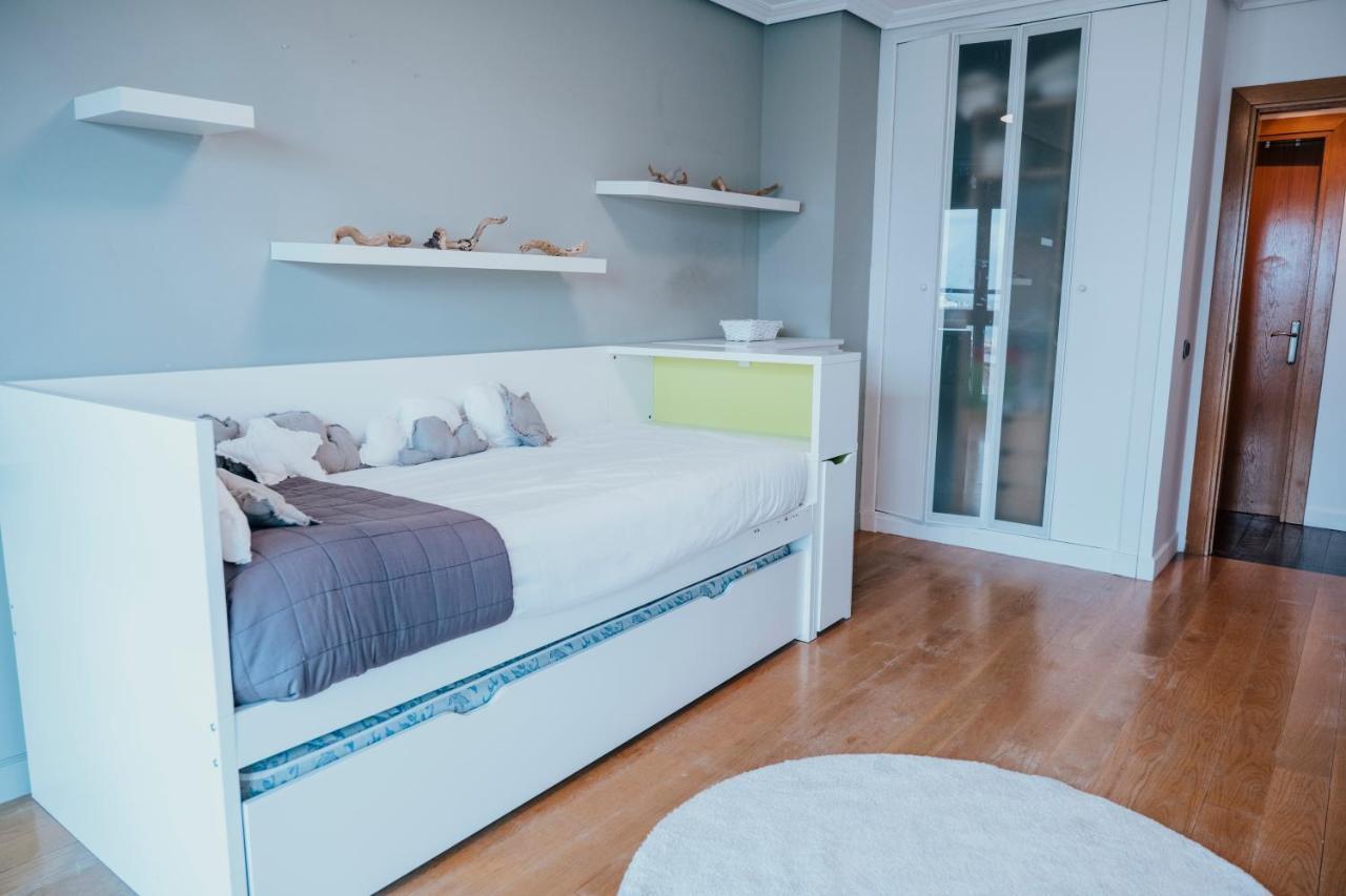 Appartamento El Sexto De La Playa + Parking Gratis Gijón Esterno foto